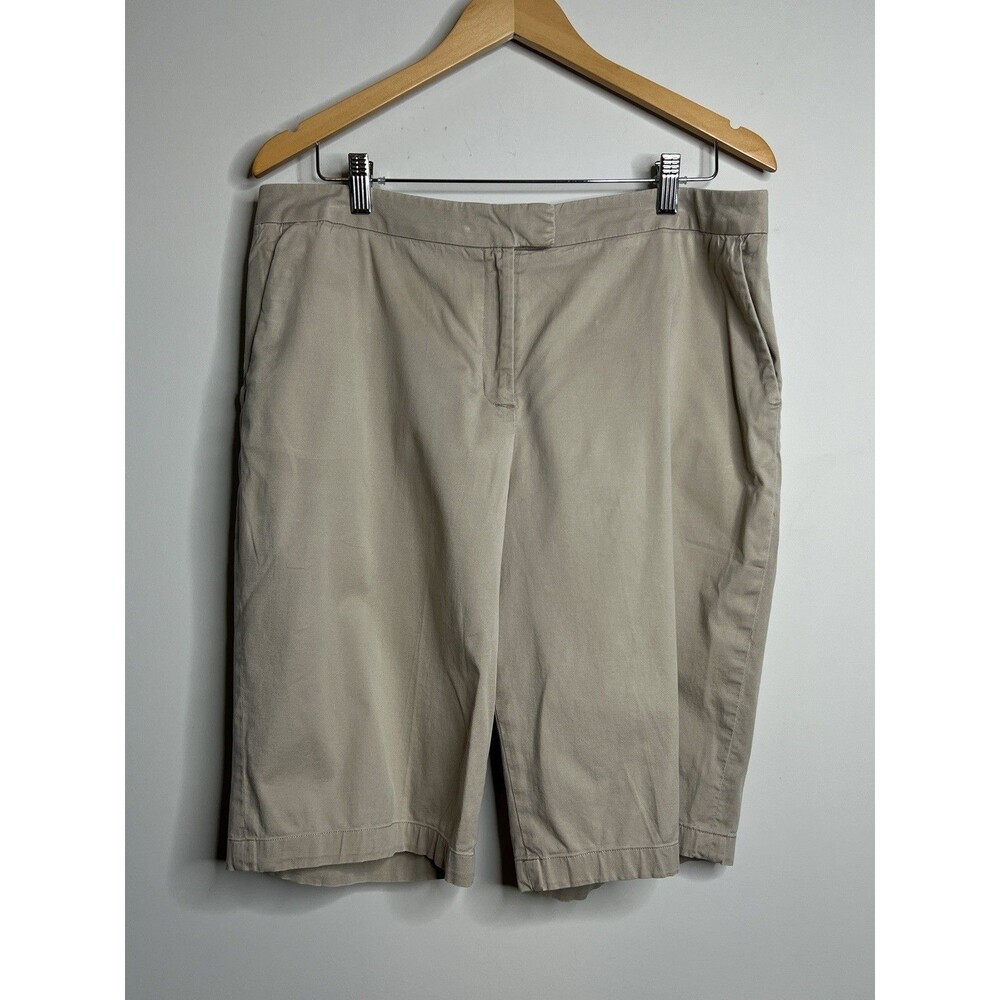 Pendleton Women's Shorts Size 14 Khaki Stretch 11.5” Inseam